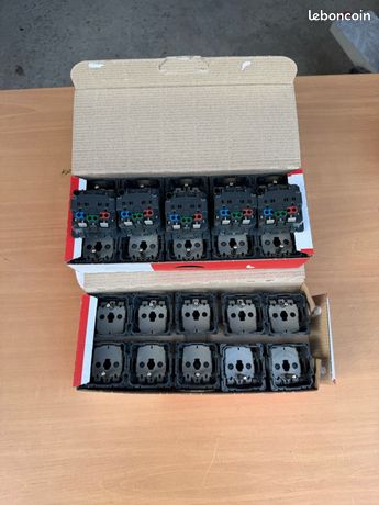 Prise électrique Céliane Legrand