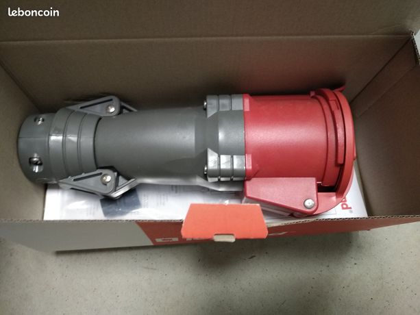 Prise Legrand femelle 0 538 84