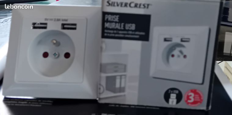 Prise Murale USB