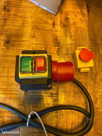 Prise neuve 380V