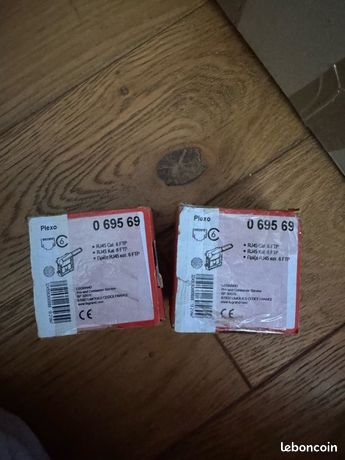 Prise RJ45 LEGRAND PLEXO