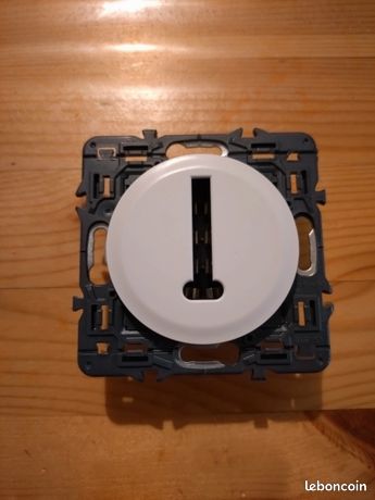 Prise téléphone celiane