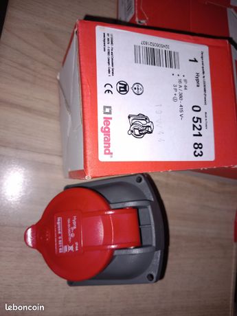 Prise transfert direct Hypra 16A 16A 3P+T 380V~ à 415V~ - plastique