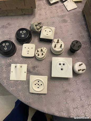Prises électriques anciennes 3 phases ou triphasée