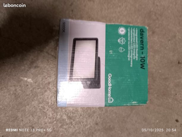 Projecteur LED intégré