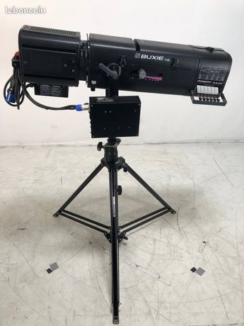 Projecteur poursuite Robert Juliat Buxie 575W MSD