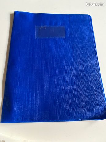 Protège cahier bleu petit format