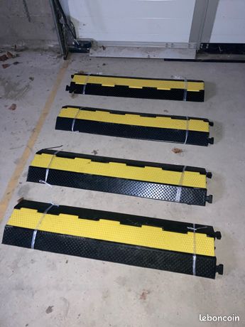 Proteges cables lot de 4