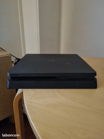 Ps4 slim