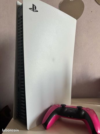 PS5 Digitale + Manette Rose