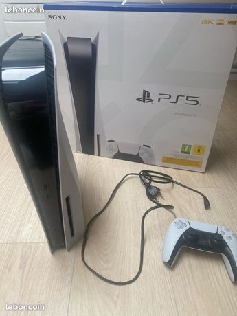 Ps5 standard + 2 manettes + jeux