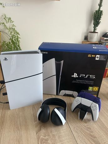 Ps5 + Casque pulse élite+ 2 manettes + station de charge