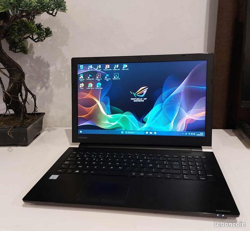 Puissant pc portable toshiba i7 7eme gen 8gb de ram ultra rapide