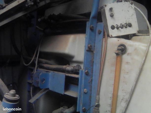 Pulvérisateur tecnoma 12 métres 1000 litres