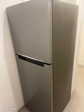 Réfrigérateur Samsung inox avec technologie Digital Inverter