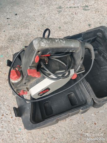 Rabot électrique bois et chanfrein