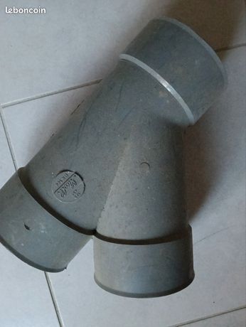 Raccord y pvc