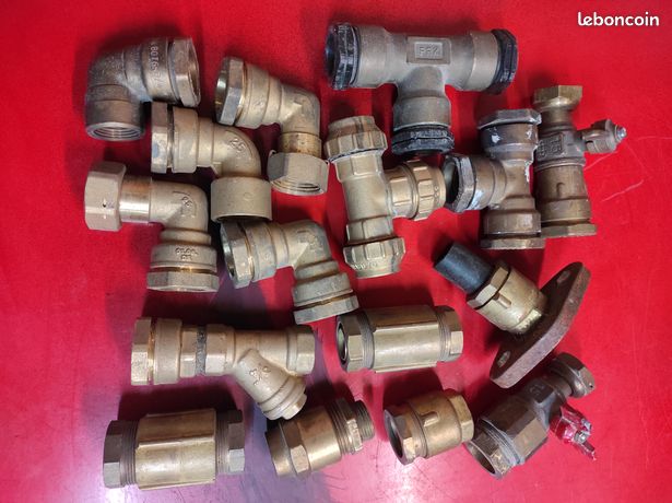 Raccords de plomberie 25