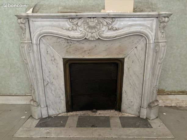 cheminée en marbre / matériaux anciens