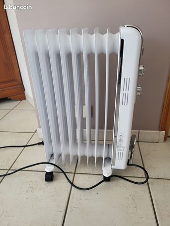 Radiateur d'appoint à roulettes bain d'huile thomson