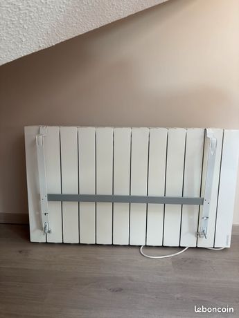 Radiateur digital à inertie fluide