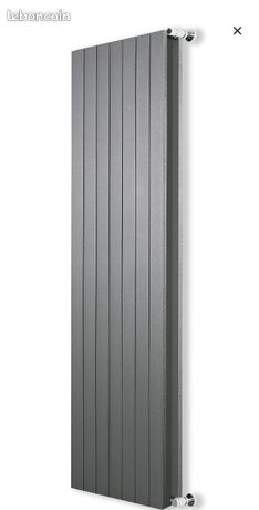 Radiateur eau chaude aluminium gris anthracite verticale 2110W H1826 cm L56cm neuf complet modèle Fly