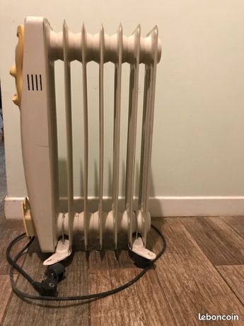 Radiateur électrique sur roulette