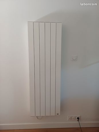 Radiateur électrique vertical à inertie
