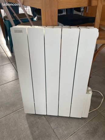 Radiateur fluide caloporteur Acova