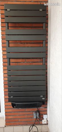 Radiateur sèche serviettes mural bain d'huile soufflant