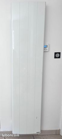 Radiateur THERMOR blanc brillant à inertie avec fluide caloporteur vertical connecté 1800 W