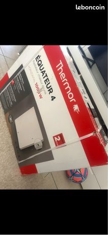 Radiateur thermor équateur dans le carton