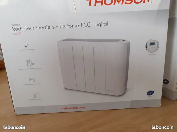 Radiateur Thomson Réf THECOF1000N Radiateur à inertie sèche fonte de marque Thomson Réf THECOF1000N