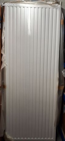 Radiateur vertical eau chaude