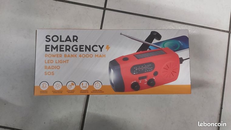 Radio de survie solaire Powerbank 4000mAh intégrée possible