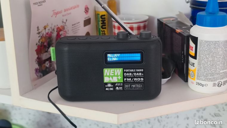 Radio portable DAB/DAB+/FM-RFS