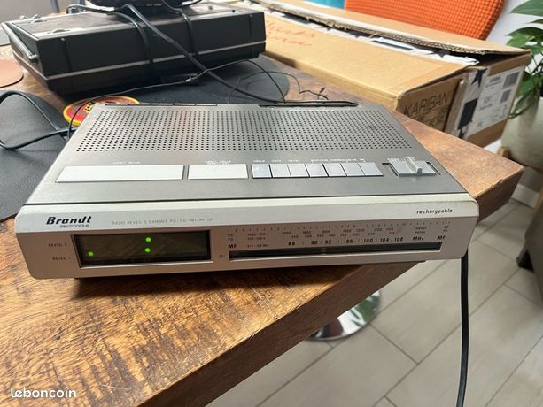 Radio réveil BRANDT