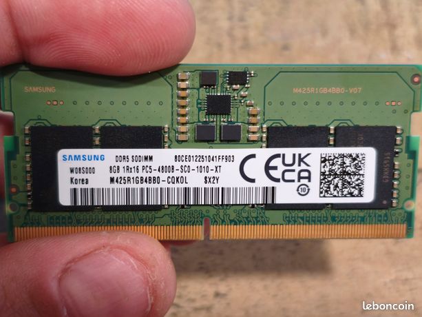 RAM Samsung DDR5-S0DIMM 8 GO*2 4800 mhz