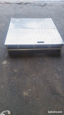 Rampe d'accès handicapé fauteuil roulant