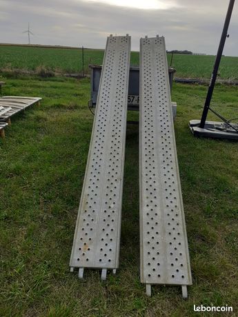 Rampes ou plateaux echafaudage