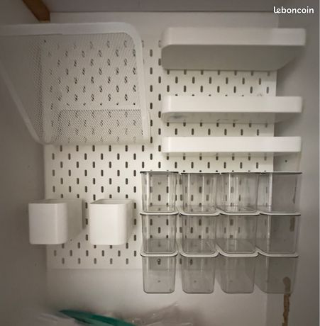 Rangement murale bureau