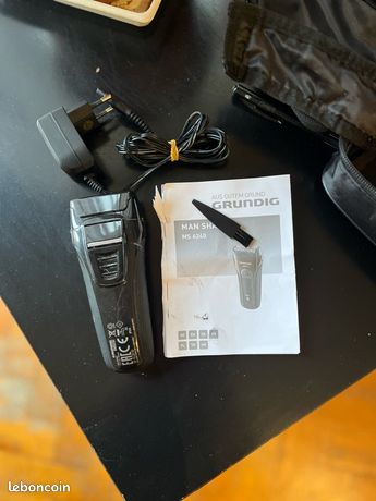 Rasoir électrique Grundig