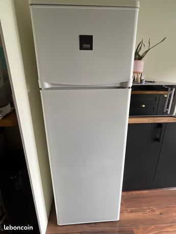 Réfrigéra congèle