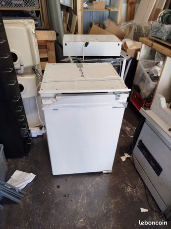 Réfrigérateur aeg table top encastrable