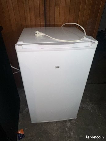 Réfrigérateur avec freezer Listo