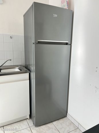 Réfrigérateur Beko à vendre quasi neuf