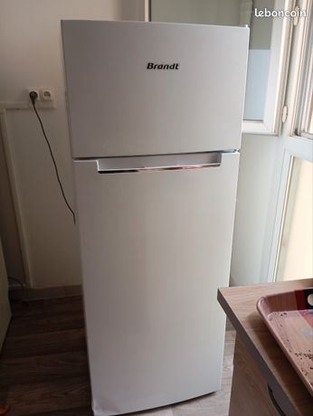 Réfrigérateur brand quasi neuf