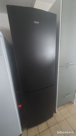 Refrigerateur combine congelateur