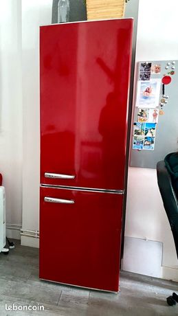 Réfrigérateur combiné rouge