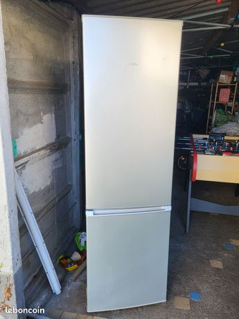 Réfrigérateur combiné Valberg